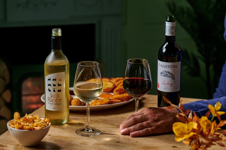 Wine & Fizz Weekends